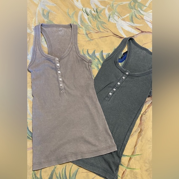 SOLD - Picture 1 of 1